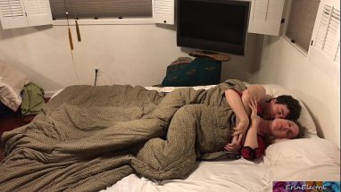 Indonesia girl fucked on bed
