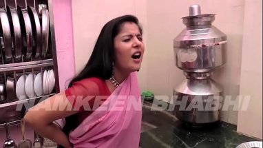 indian actress hot videos and photos